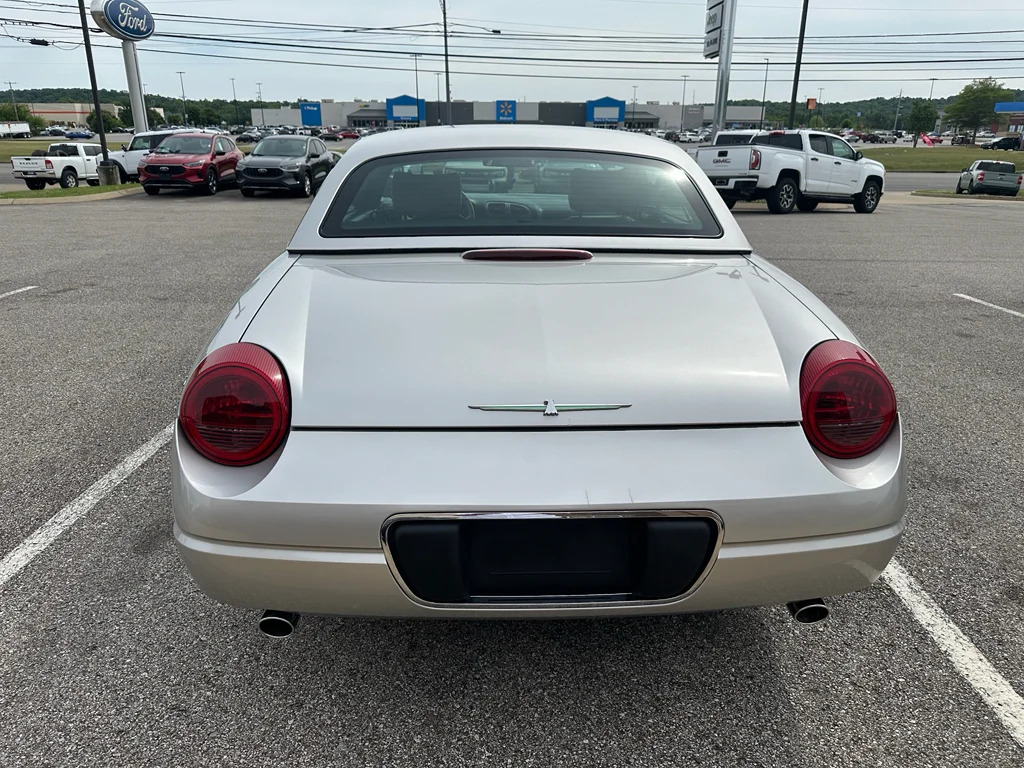 Used 2004 Silver Top Ford Deluxe image 8