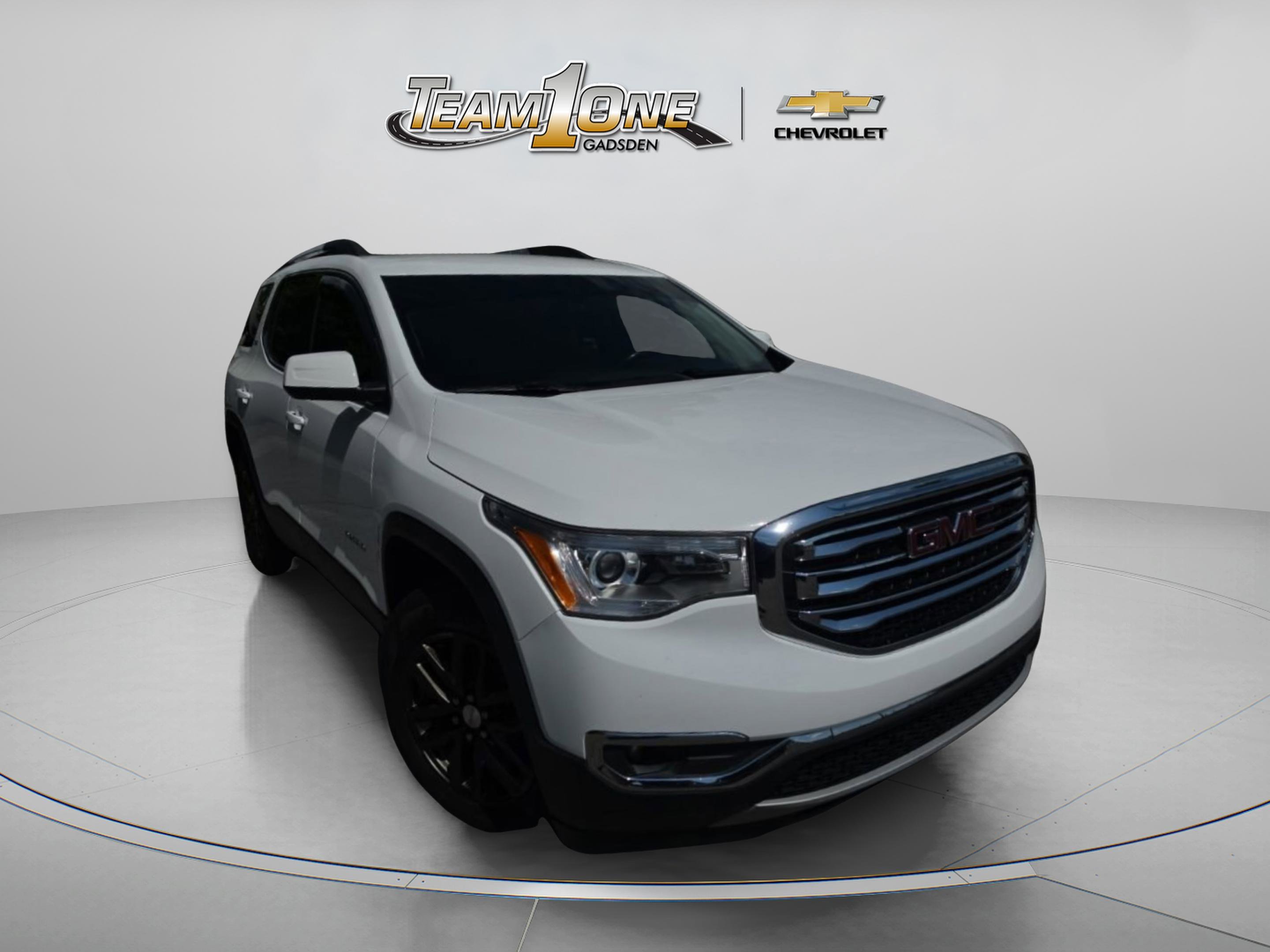 Used 2018 SUMMIT WHITE GMC SLT image 1