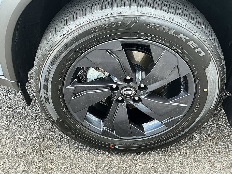 Certified Used 2026 Boulder Gray Pearl Nissan SV image 8