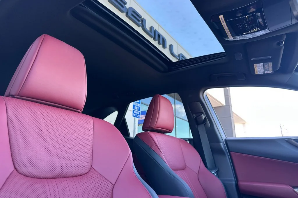 New 2026 White Lexus 350h Premium image 17