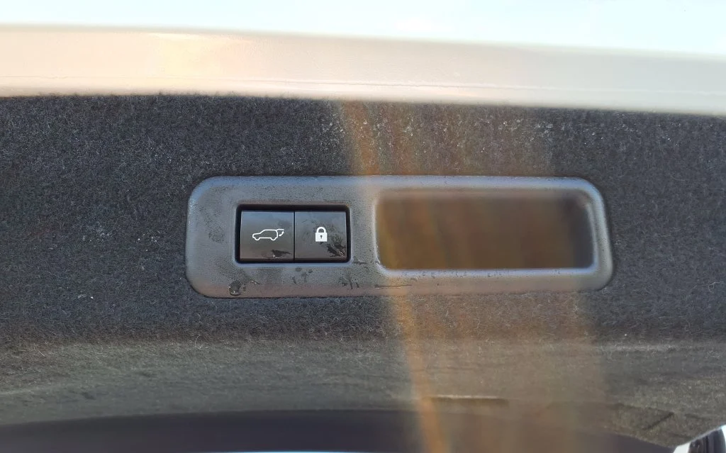 Used 2021 White Lexus 350 image 10