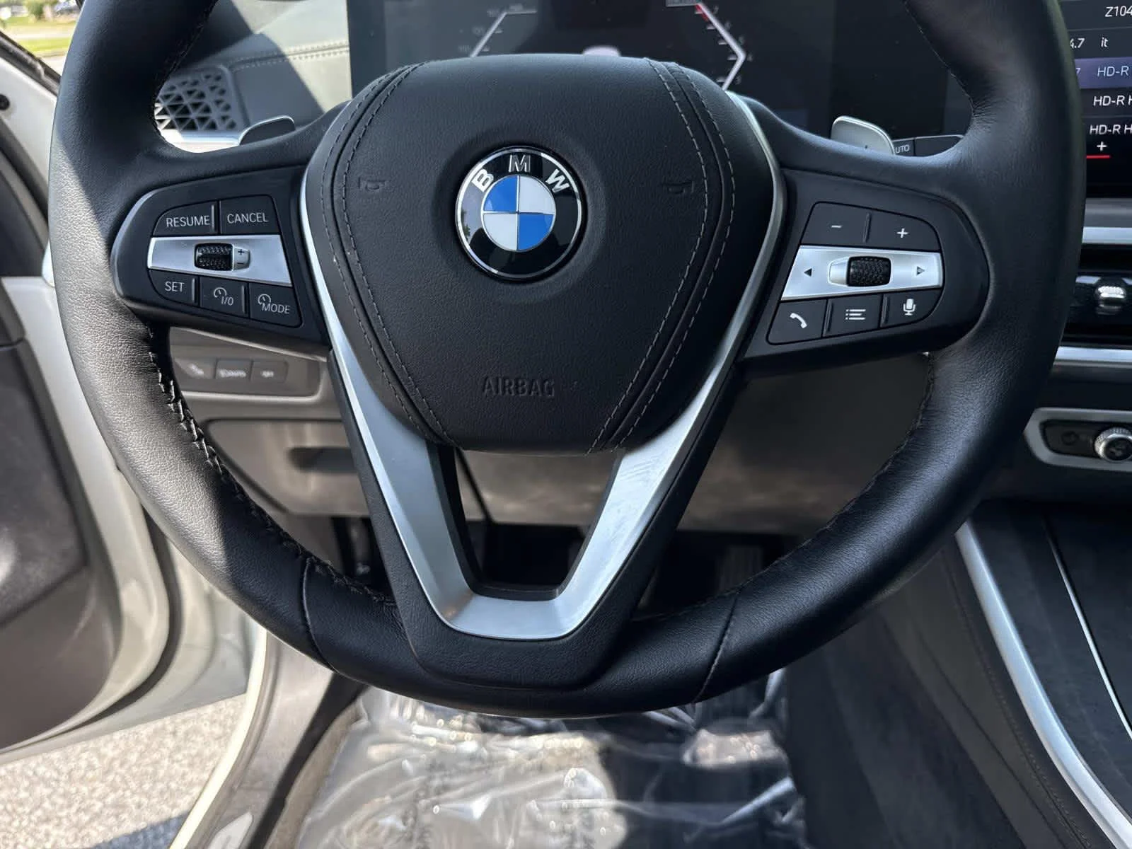 Used 2024 Alpine White BMW xDrive40i image 18