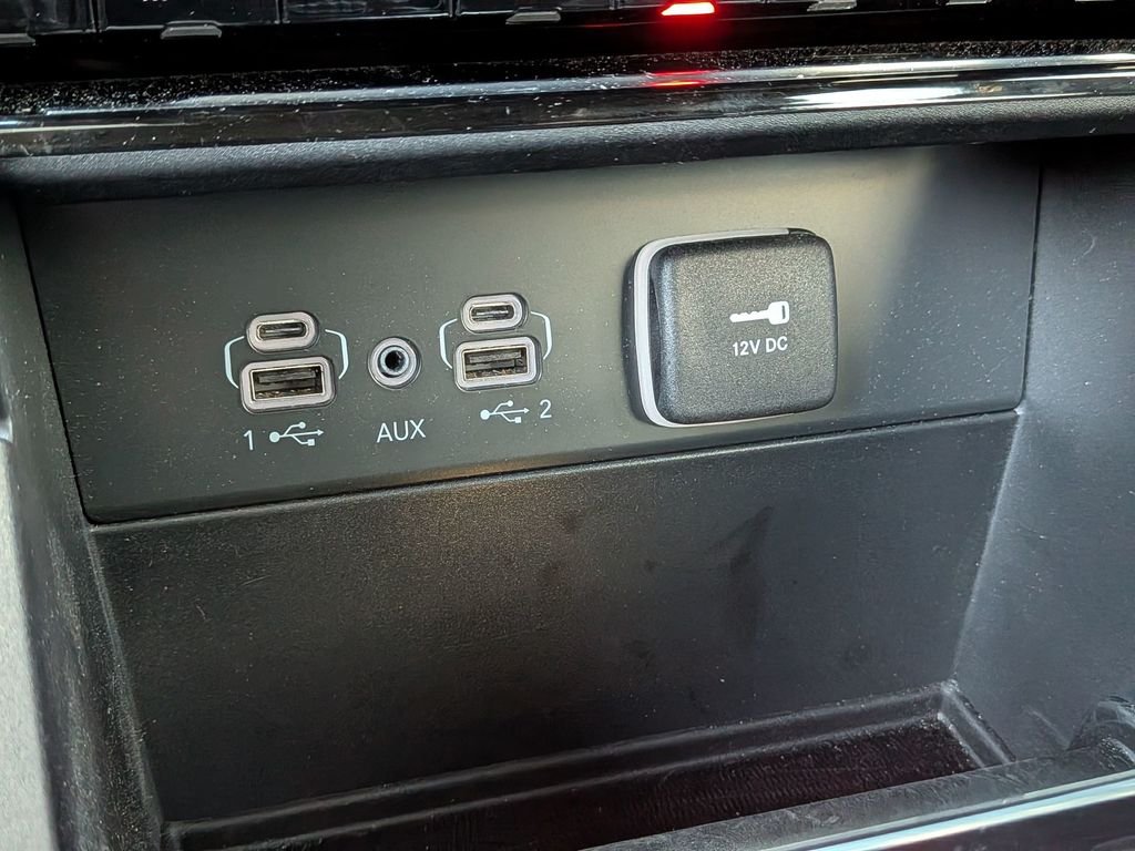 Used 2024 Bright White Clearcoat Jeep Summit image 36