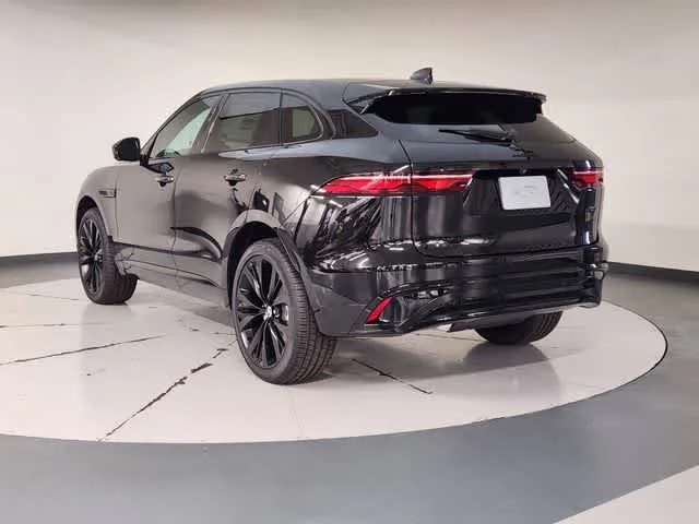 New 2026 Santorini Black Metallic Jaguar R-Dynamic S image 10
