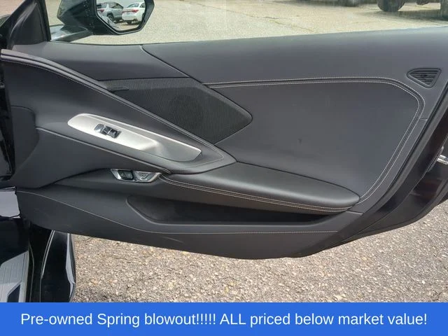 Used 2025 Black Chevrolet Z06 image 37