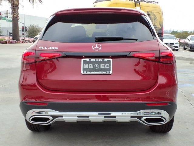New 2026 Red Mercedes-Benz GLC 300 image 22