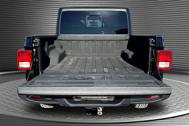 Used 2022 Black Jeep Altitude image 7