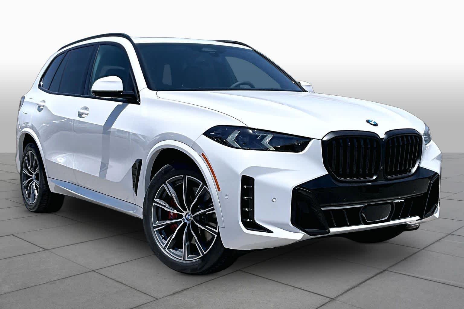 New 2026 Alpine White BMW sDrive40i image 2