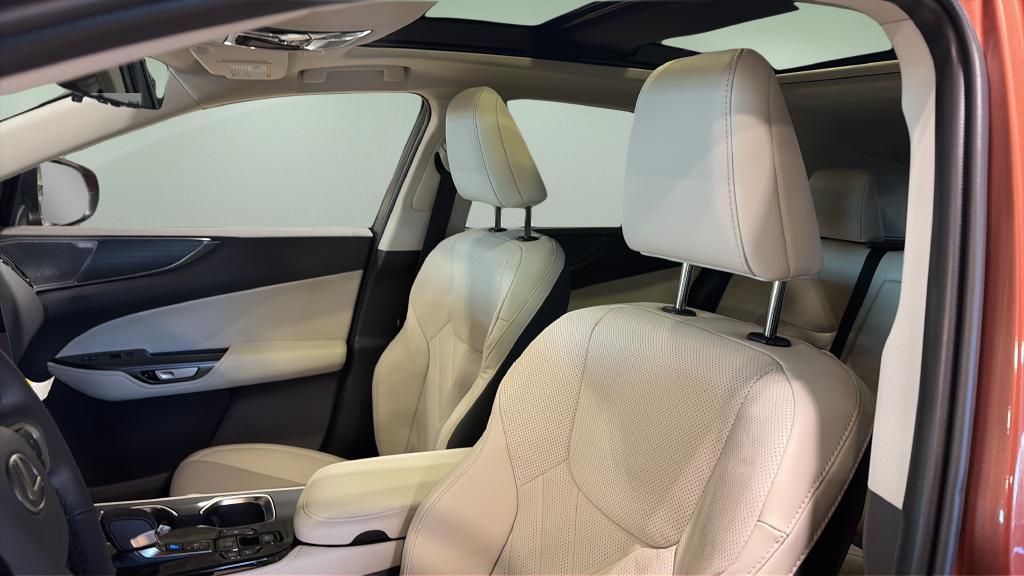 New 2026 Copper Crest Lexus NX 350h LUXURY AWD image 17