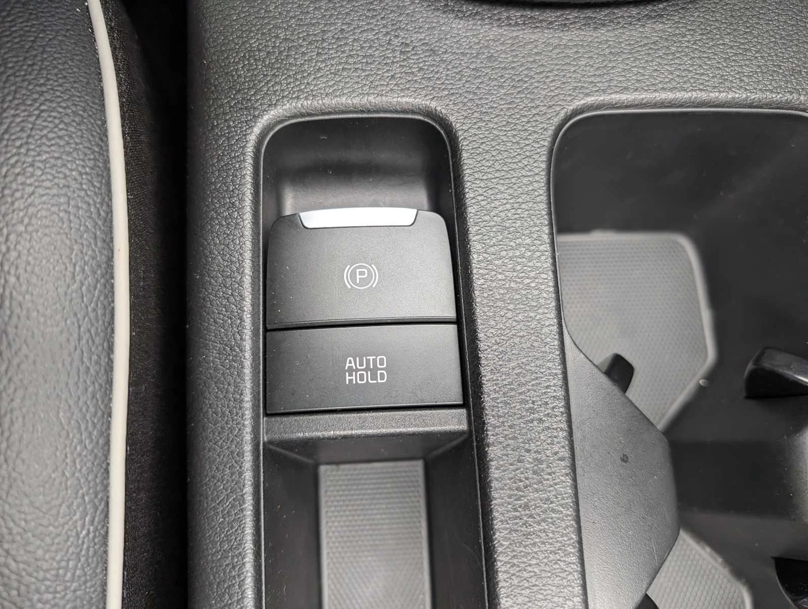 Used 2023 Aurora Black Kia GT-Line image 28