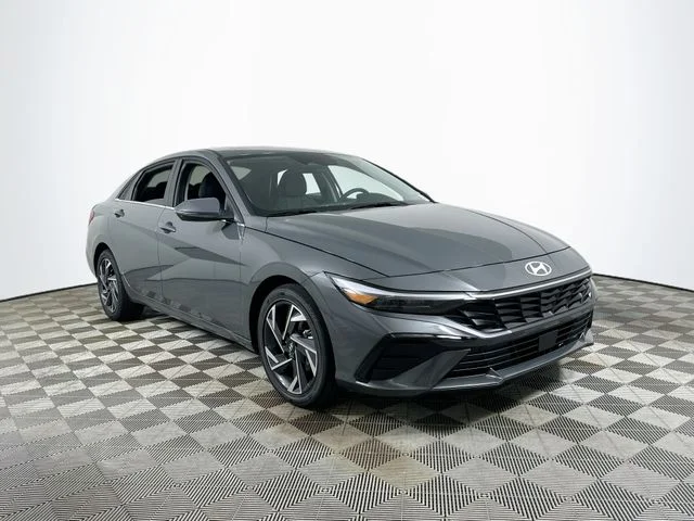 New 2026 Hyundai ELANTRA Limited