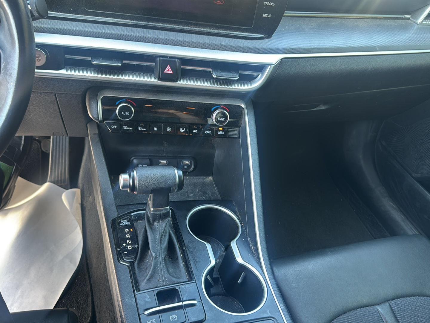 Used 2022 Wolf Gray Kia GT-Line image 9