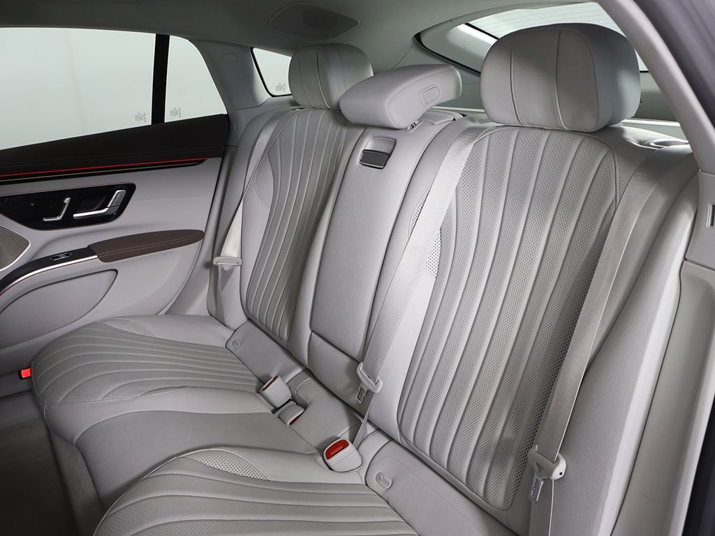Used 2024 Blue Mercedes-Benz 450 image 34