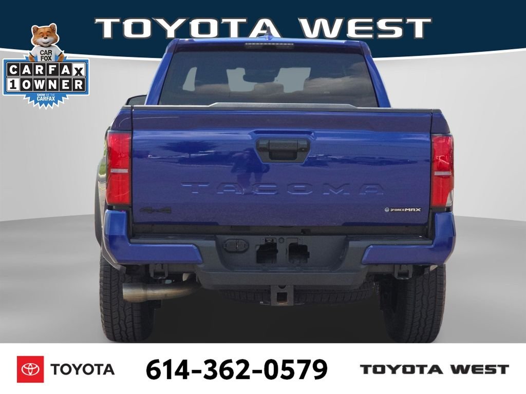 Used 2025  Toyota  image 8