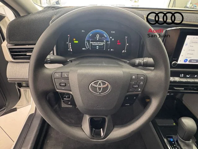 Used 2025 White Toyota LE image 20