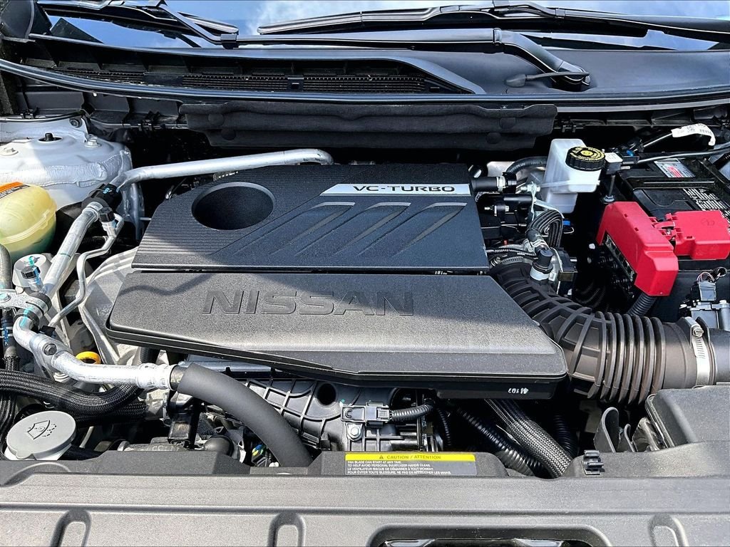 Used 2025 Silver Nissan SV image 28