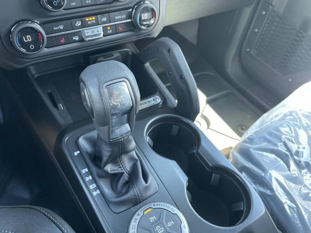 New 2026 Avalanche Gray Ford Big Bend® image 16