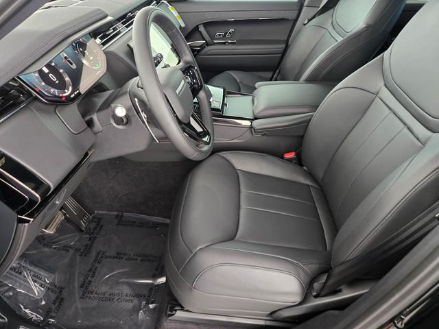 New 2026 Santorini Black Land Rover Dynamic SE image 10