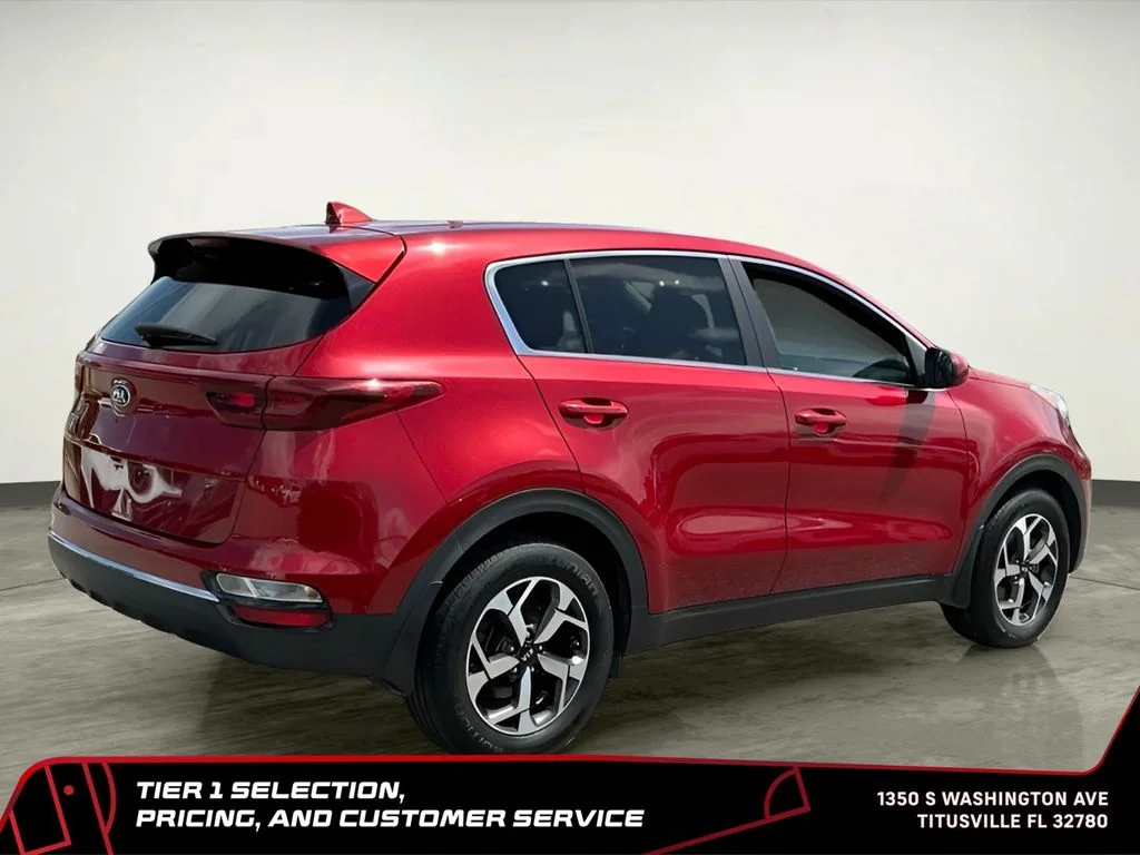 Used 2022 Red Kia LX image 14