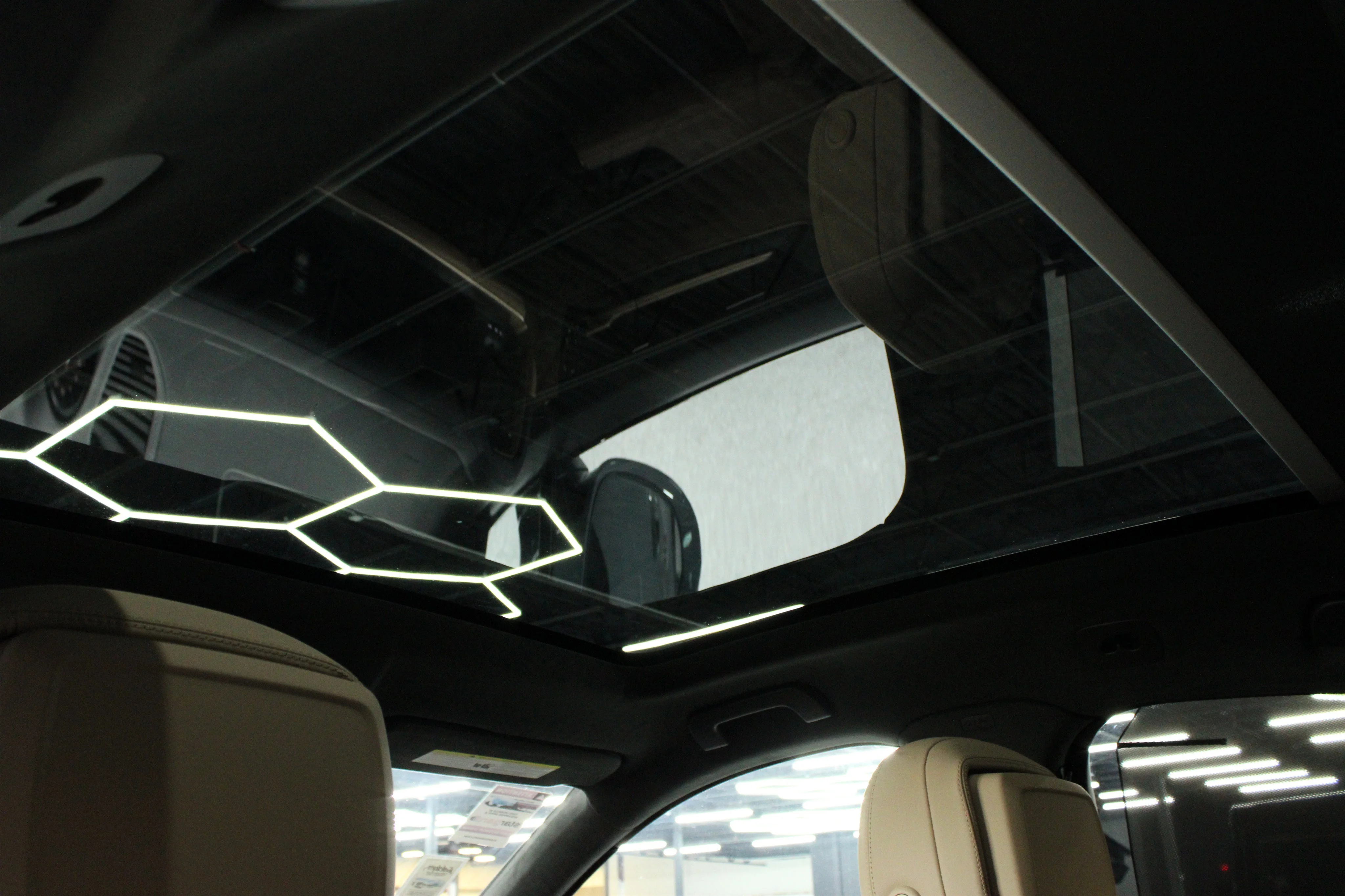2025 Porsche Cayenne Coup Turbo E-Hybrid - Photo 25