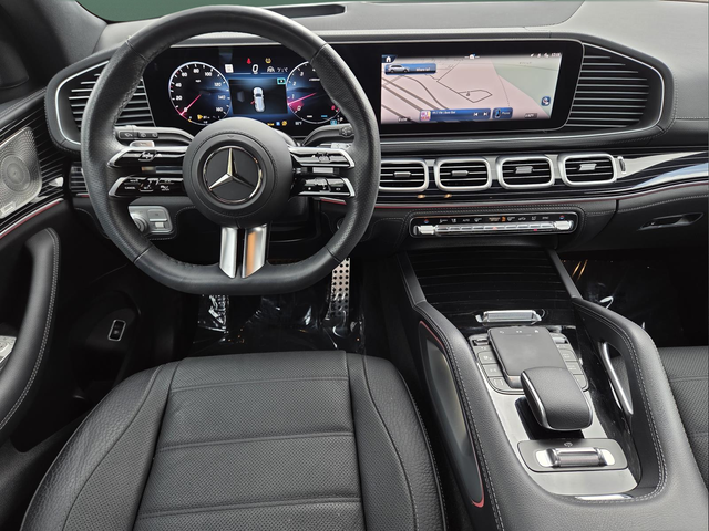 Used 2025 Black Mercedes-Benz GLS 580 image 11