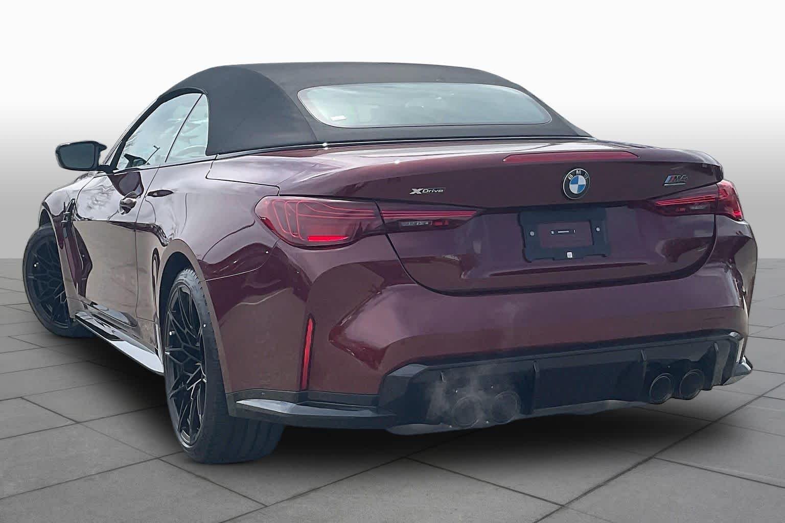 Used 2025 Aventurin Red Metallic BMW Competition xDrive image 12