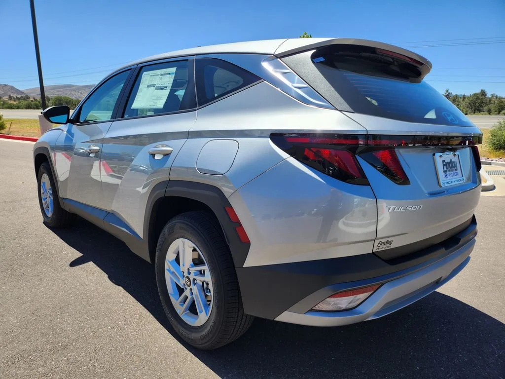 New 2026 Silver Hyundai SE image 7