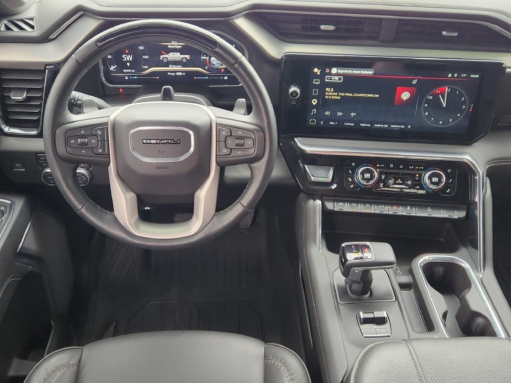 Used 2025 White GMC Denali image 27