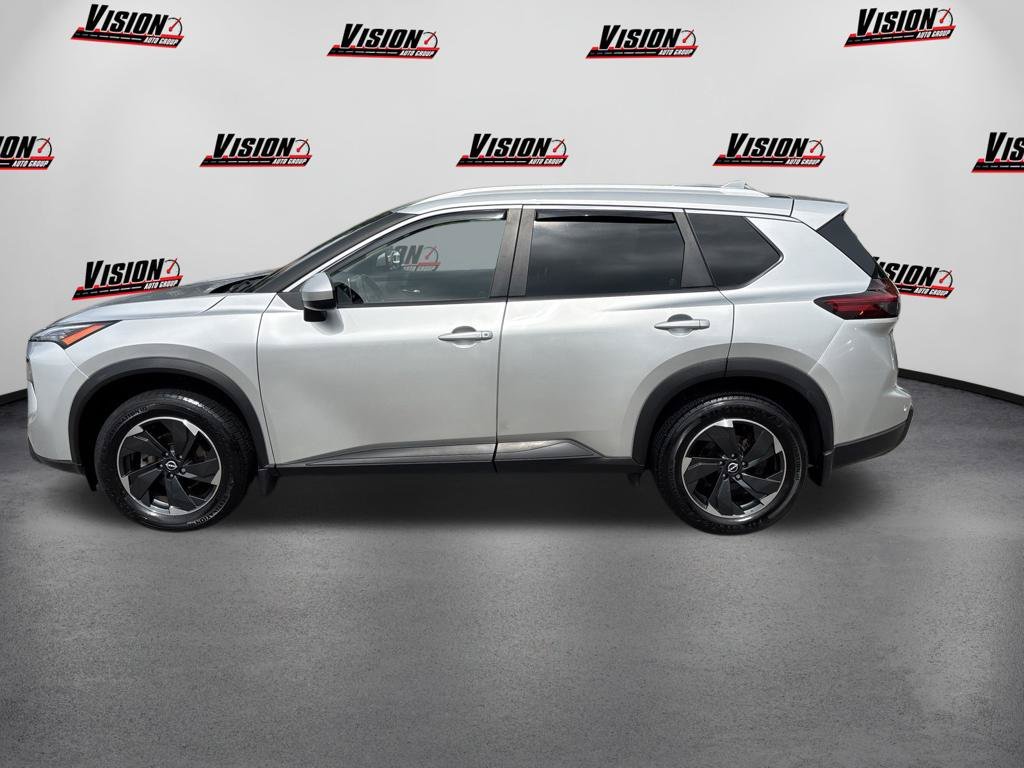 Used 2024 Silver Nissan SV image 4