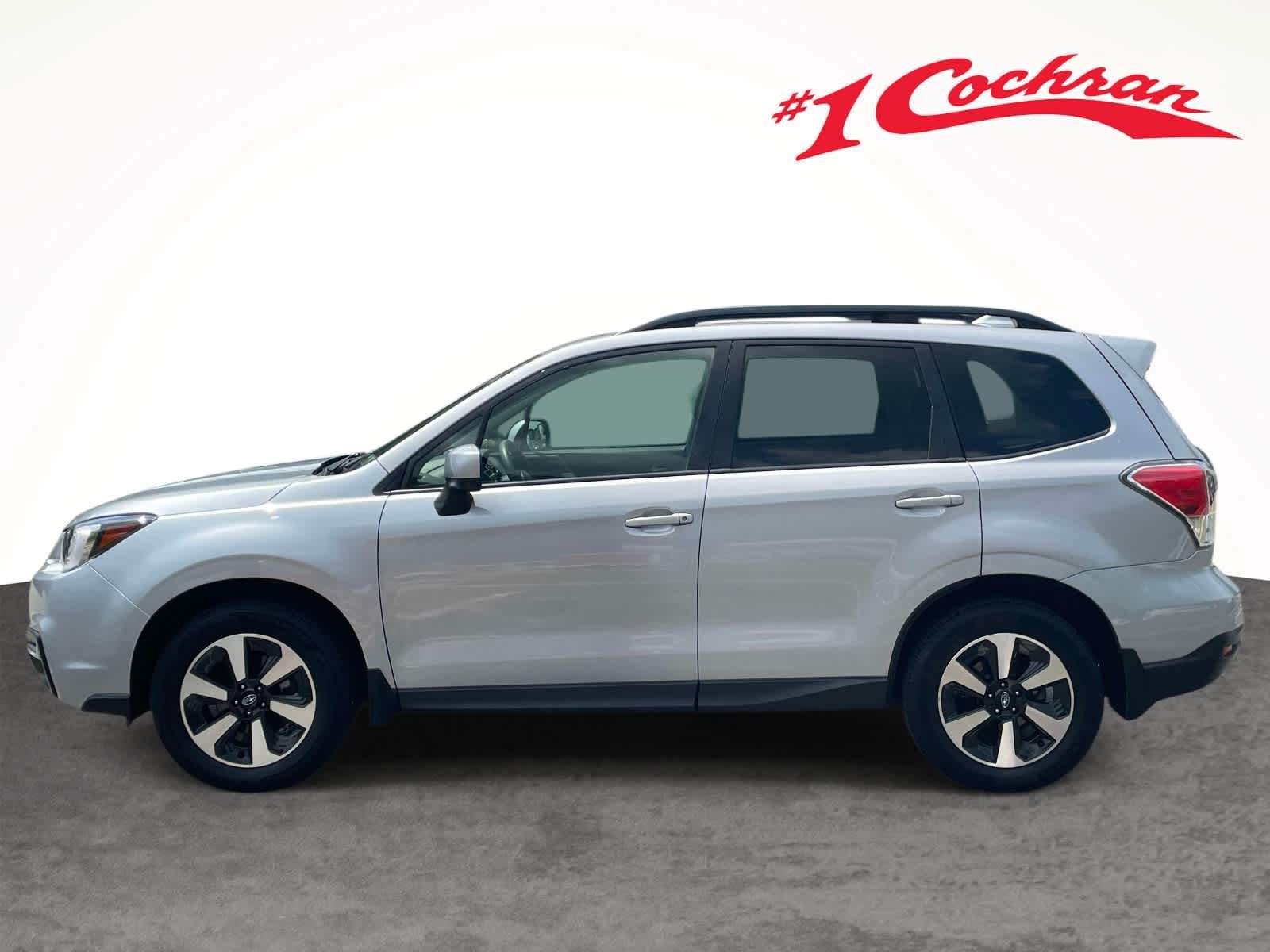 Used 2017 Ice Silver Metallic Subaru Premium image 10