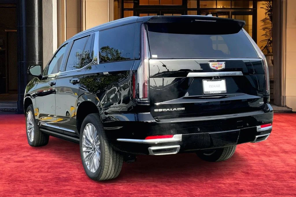 2026 Cadillac Escalade Luxury - Photo 4