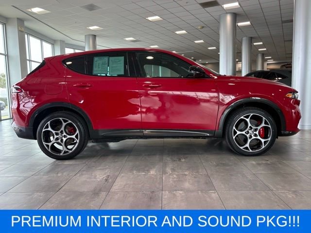 Used 2024 Red Alfa Romeo Veloce image 3