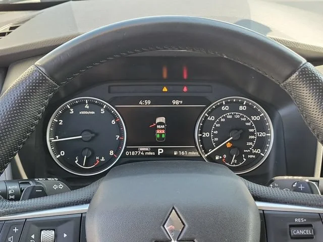 2025 Mitsubishi Outlander SE - Photo 26