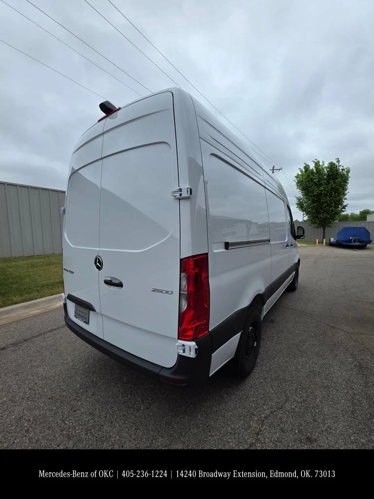 New 2026 White Mercedes-Benz Cargo 144 WB image 7