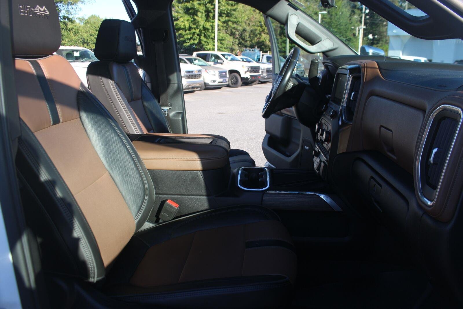 Used 2021 SUMMIT WHITE Chevrolet High Country image 36
