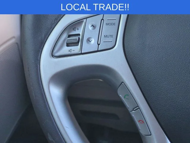 Used 2013 Red Hyundai GLS image 19