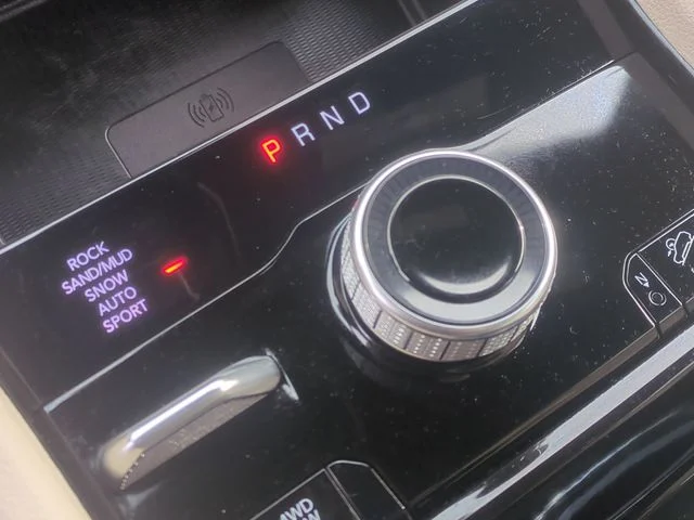 Used 2022 White Jeep 4xe image 38