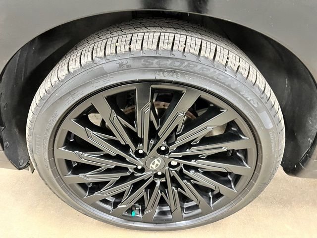 Certified Used 2024 Gray Hyundai Calligraphy image 9