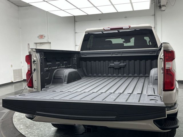 Used 2026 White Sands Chevrolet RST image 33