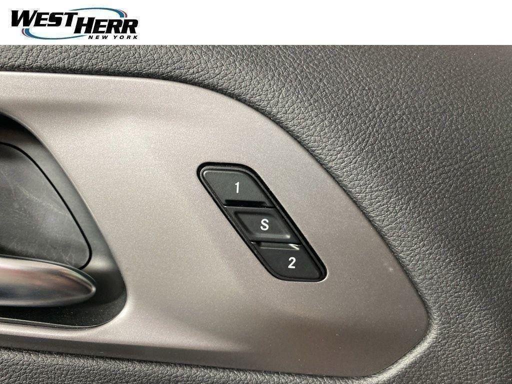 Used 2026 Red Hot Pearlcoat Chrysler Select AWD image 39