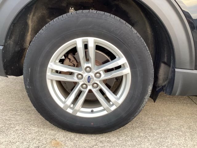 2022 Ford Explorer XLT photo 3