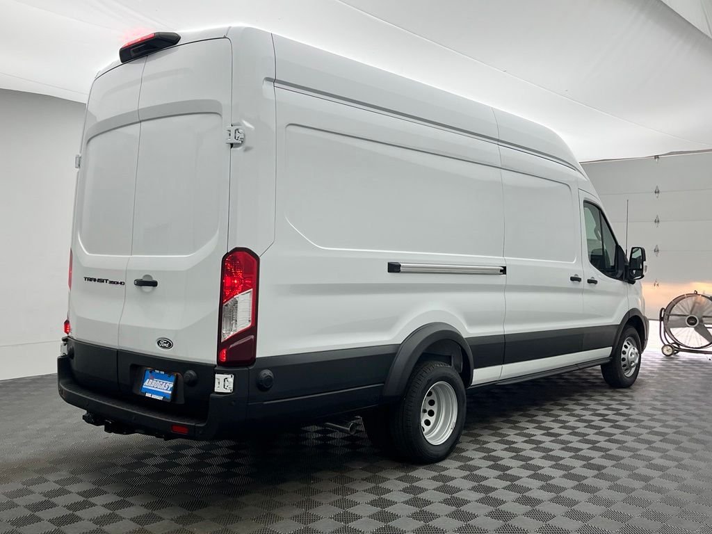 New 2026 White Ford Base image 8