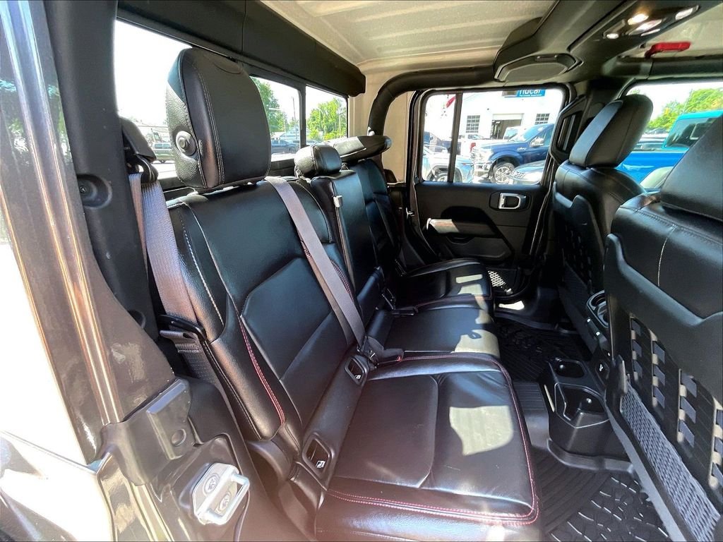 Used 2021 Gray Jeep Rubicon image 19