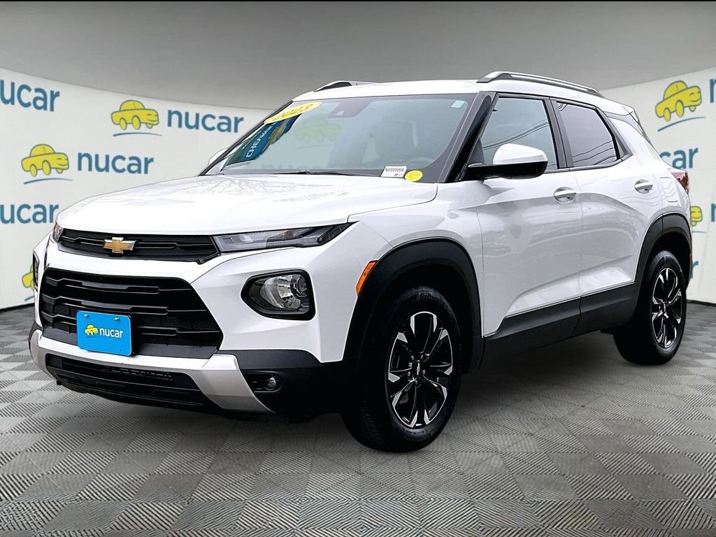Used 2023 White Chevrolet LT image 3