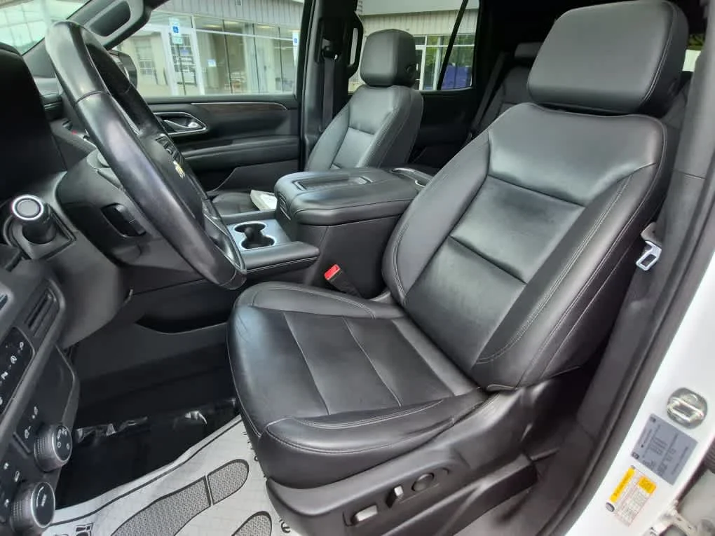 Used 2022 Summit White Chevrolet LT image 11