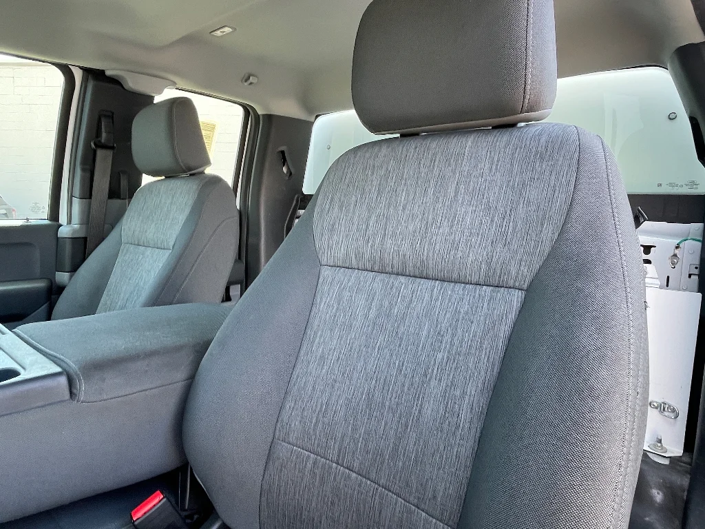 Used 2022 Oxford White Ford XL image 14
