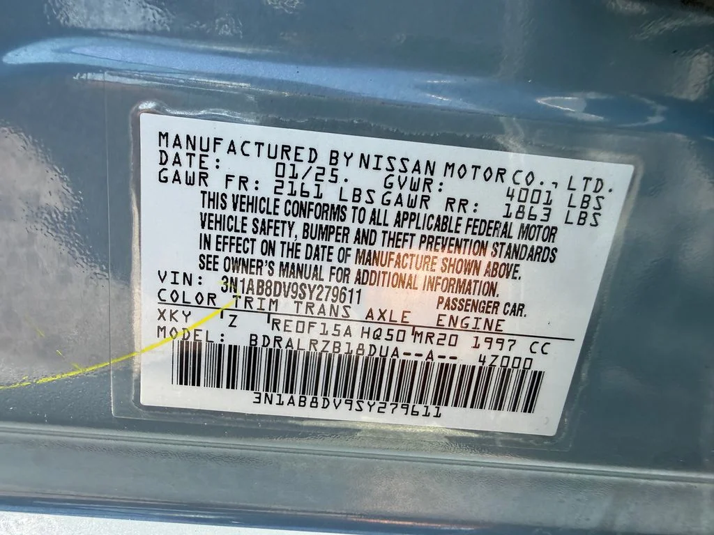Used 2025 Gray Nissan SR image 26