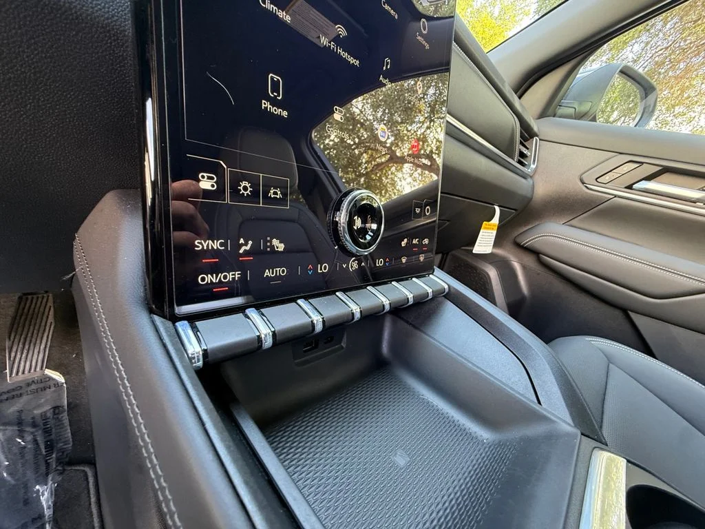 Used 2026 Silver GMC Elevation image 22