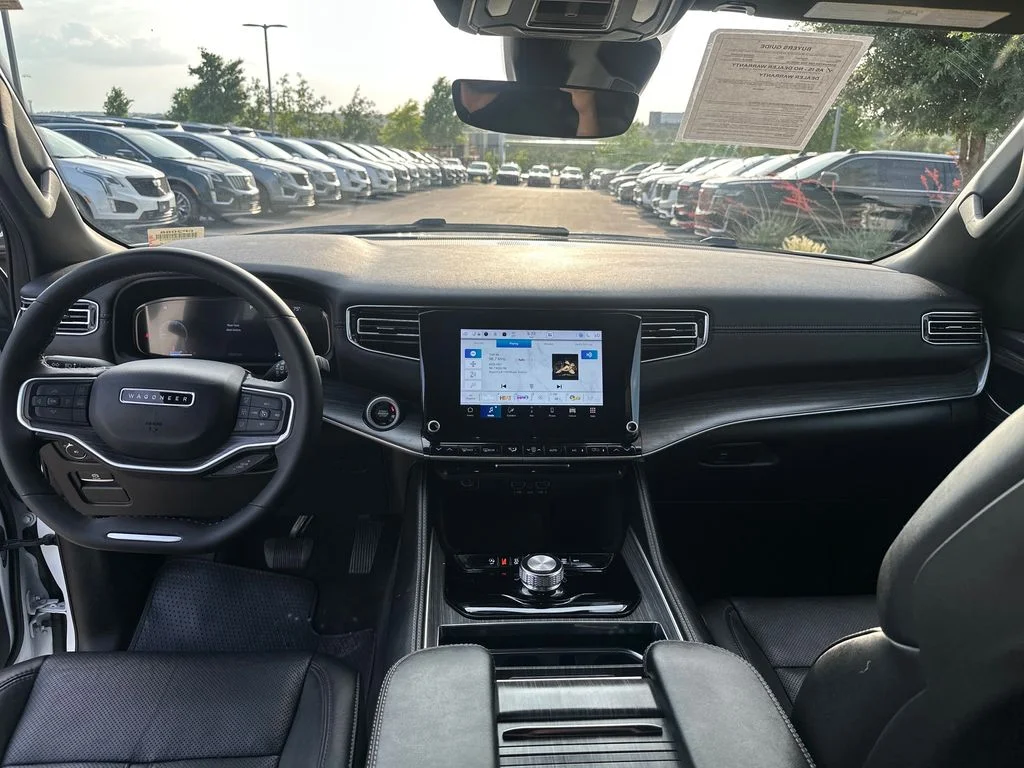 Used 2023 White Jeep Series II image 12
