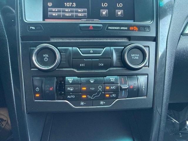 Used 2016 Gray Ford XLT image 14